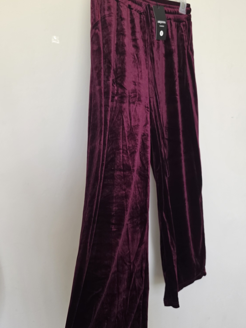 Velvet Straight-Leg Pants in Burgundy